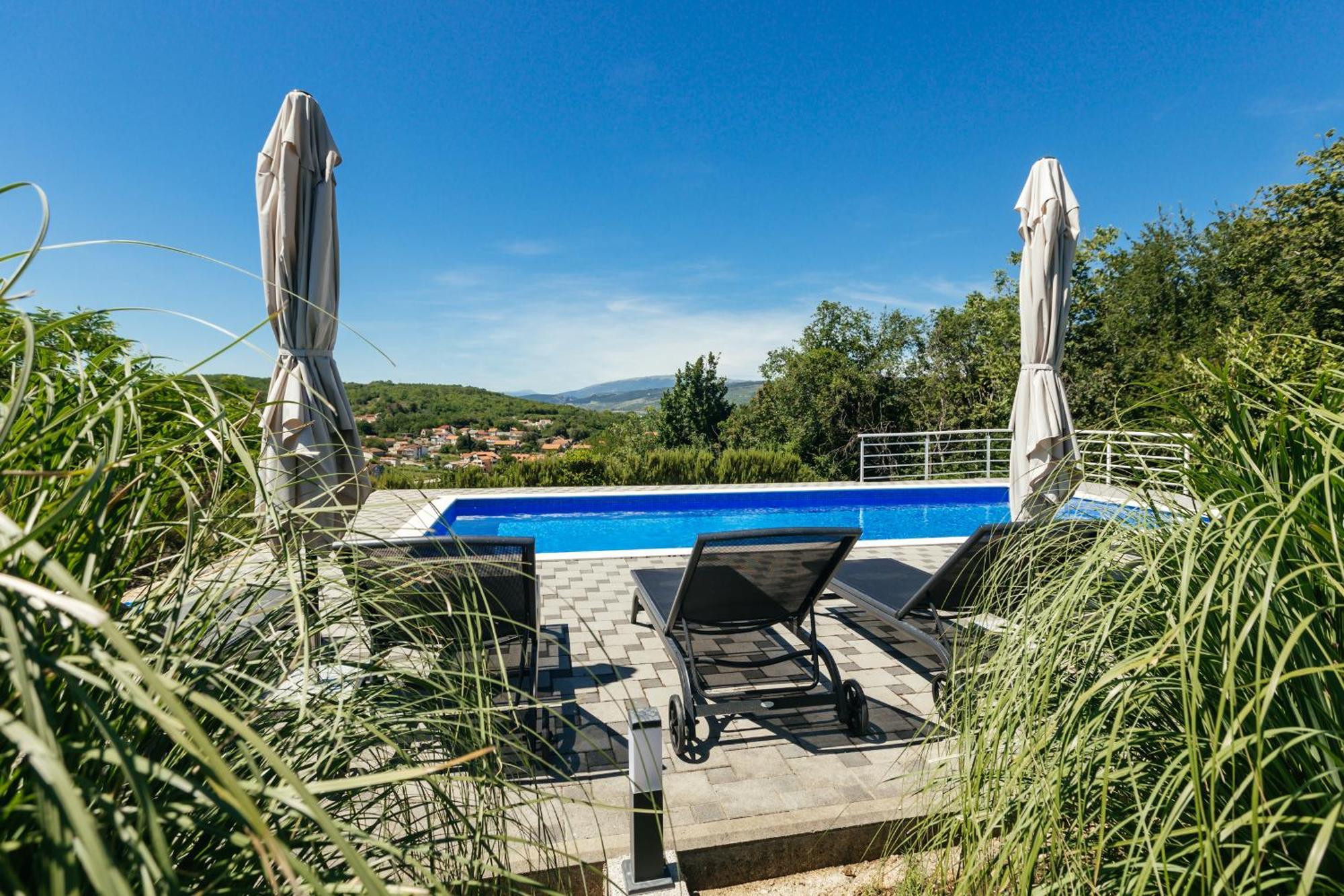 Villa Matko - Family Destination Zmijavci Eksteriør bilde
